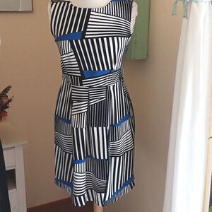 Enfocus Studio Bold Graphic Knit Dress